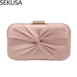 Rauched Bow Frauen Abendtaschen rosa schwarz weiße Farbe Satin Mini -Tag Clutch mit Ketten Messenger Handtaschen 220818