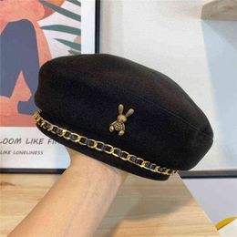 bai cheng 2022 Fashion Designer Beret Womens Cashmere Hats Chain Beret Cap Lady Outdoor Travel Warm Winter Windproof Vacation Bonnet Caps