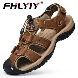 Fhlyiy Sandali da uomo di marca Estate Zapatos De Hombre Moda Casual Sandali da spiaggia Infradito Scarpe in vera pelle MX200617