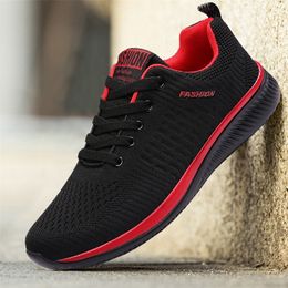 Men Sneakers Running Shoes Women Sport Classical Mesh Breathable Casual Fashion Moccasins Lightweight 220819