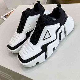 Boots Fashion Star Style Edge Up Women Sneaker Casual Square Nose Deep Sports Shoes Lent Aummer Platform Men Large 0904