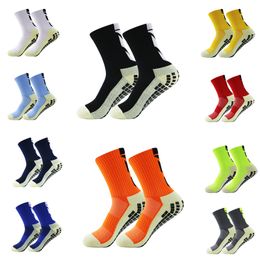 New non slip breathable men's summer Yoga running cotton rubber football socks high quality mountaineering socks