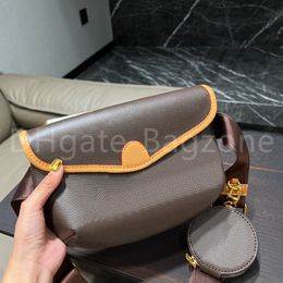 High End Designer Messenger Bag Light Luxury Lady Chest Bag Fashion 2022 New Waist Handbag Letter Print Adjustable Shoulder Strap