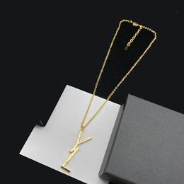 Fashion letter gold chain necklace for mens and women Party lovers gift Jewellery With BOX NRJ
