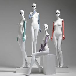 New Style Mannequin Female White Colour With Bendable Hand Wooden Customised For Display