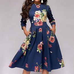 Casual Dresses Vintage Floral Cropped Sleeve Round Neck Dress Printing Elegant Western Summer Female Knee-Length High Waist PolyesterCasual