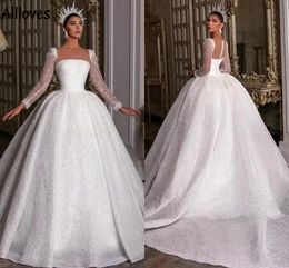 Splendidi abiti da sposa con abito da ballo e maniche lunghe con perline importanti con paillettes principessa formale abito da sposa in chiesa Dubai spose arabe abiti da sposa CL0919