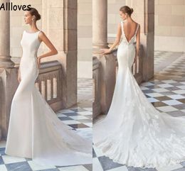 Elegant Satin Mermaid Wedding Gowns Lace Appliqued Jewel Neck Sleeveless Boho Bridal Dress Court Train Sexy Open Back Fashion Modest Brides Robes de Mariee CL0925