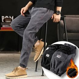 Men's Pants Men's Winter Plus Velvet Thicker Corduroy Loose Sweatpants Casual Harlan Fleece Trousers Bottoms For Men Size M-4XLMen's