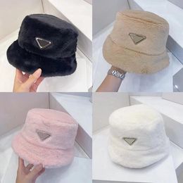 Women Triangle Printed Bucket Hats Unisex Autumn Winter Sports Hat Faux Fur Fluffy Velvet Fedoras Outdoor Foldable Fisherman Hat Beach Cap