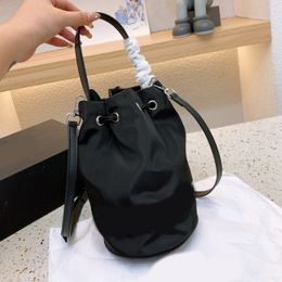 Canvas Bucket Bags Cloud Weave Handbag String Crossbody Luxury Designer Brand Fashion Shoulder High Quality Women Letter Purse Phone Wallet Plain