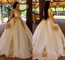 Other Wedding Dresses Middle East Ball Gown Dress With Gold Sequined Lace 2022 Church Off Shoulder Vestidos De Novia Dubai Arabic Bridal Gow