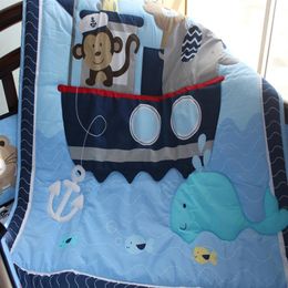 Conjunto de roupas de cama de bebê de vela azul 7pcs Bedding Bedding Conjunto para Baby Berkding Conjunto de Berço Berço Berço Bordado de Bordado de Bordado EL248D