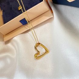 trendy fashion jewelry NZ - Designer layered necklaces for women fashion jewelry long Heart-shaped initial gold necklace trendy collier de femmes Suitable for240V