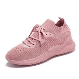 Top Quality Running Shoes Black pink grey Beige GIRL women soft Simple Kind3 Jogging Brand low cut fashion Designer trainers Sports Sneakers Size 36-38