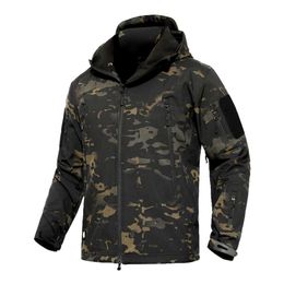 Men's Jackets Mege Shark Skin Soft Shell Military Tactical Jacket Men Waterproof Army Fleece Clothing Multicam Camouflage Windbreakers 4XL 220826