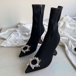 2022 Designer Boots Amina Muaddi Pointed-toe Boots Martin Desert Boot Sequins Medal Coarse Non-Slip Winter Shoes