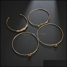 Bangle Cross-Border European Bracelets Fashion Simple Leaves Deer Head Love Snowflake Bracelet 4 Sets Of Foreign Trade Jewellery Drop D Dhohi