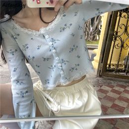 Women's Jackets Women Cardigan Sweet Crop Top Design Patchwork Lace Floral Gentle Students Allmatch Retro Single Breasted Korean Style Chic Ins 220827