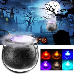 Party Decoration Halloween Witch Pot Smoke Machine Fog Maker Water Fountain ger Color Changing Prop 220826