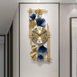 Wall Clocks Modern Living Room Watch Metal Big Size Bedroom Luxury Oriental Art Horloge Murale Home Decor