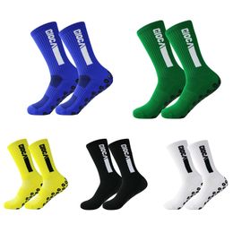 Professional men's football training Non Slip Socks breathable sweat wicking basketball socks nylon breathable running socks