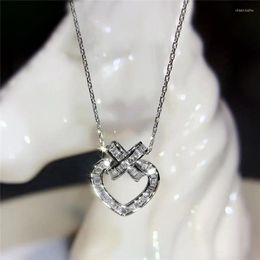 Chains 2022 Summer High Quality Fashion Zircon Hollow Heart Necklace Ladies Clavicle Chain Valentine's Day Luxury Jewellery Gift