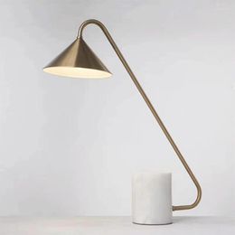 Table Lamps Post Modern Simple Living Room Nordic Creative Art Bedroom Fashion Marble Desk Lamp Designer Study Bedside