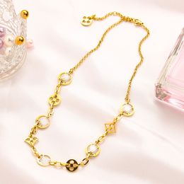 Never Fading Gold Plated Brand Designer Letter Pendants Necklaces Luxury Stainless Steel Flower Hollow Choker Pendant Necklace Beads Chain Jewelry Accessories