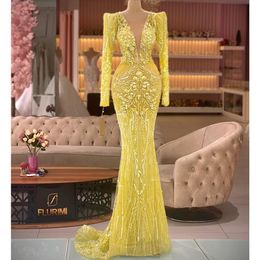 Yellow Evening Dresses Long Sleeves Deep V Neck Lace Floor Length Hollow Sparkling Beaded Appliques 3D Sequins Sexy Fashion Plus Size Celebrity Party Prom Dress