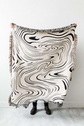Blankets Casual Abstract Decoration Black & White Line Blanket Carpet Sofa Leisure Single Tapestry Throw