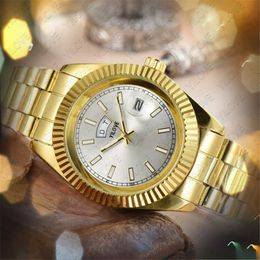 High Quality Men 40mm Watch Japan Quartz Movement Clock Diamonds Designer Waterproof Stainless Steel Strap Roman Word Nail Luminous Layer Business Wristwatches