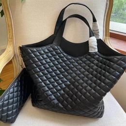extra large leather tote bags Canada - Sale Women Extra large Shopping Bags quilted Leather handbag Woman 2022 new fashion Tote bag Top quality Icare designer bag lady shopper totes