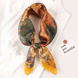 Sarongs 2022 Women Small Satin Silk Scarf Square Print Wrap Foulard Femme Handkerchief Bandana Neck Hair Skinny Tie Scarves Shawls T220827