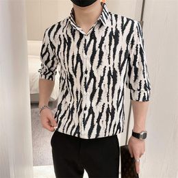 Men's Casual Shirts Zebra Striped Print Fashion Three Quarter Sleeves Shirt Men Summer Quality Smooth Comfortable Camisa Masculina M-XXXL