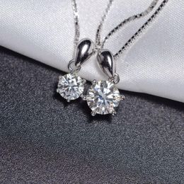 Pendants Other 925 Silver D Colour Brilliant Cut VVS1 Diamond Test 0.5-2 Round Moissanite Pendant Necklace Women Classic Gemstone