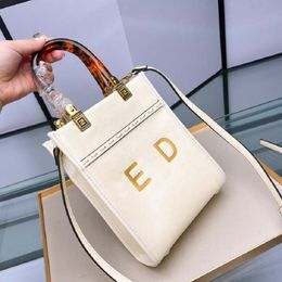 Luxury Messager Bag Designer Purse Paris Genuine Leather Brand Tote Woman Handbag Wallet Duffle brand S154 003