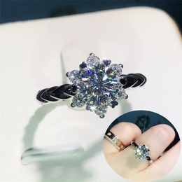 Wedding Rings Luxury 18K White Gold Ring 1ct 2ct 3ct Round Cut Ring Flower shape Jewellery Wedding Ring Excellent Cut 220829