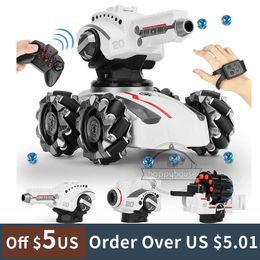 Electric RC Car 3 Head 4WD Stunt Remote Control Tank Water Bomb Toy Gesture Shooting Bullet Blow Bubble RC 220829