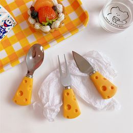 3Pcs/Set Cheese Tools Set Kitchen Accessories Gadgets Baking Tools Form for Cooking Cake Decorating Tool Cheese Knife Fork Spoon