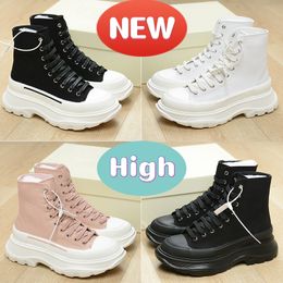 Botas femininas designer Tread Slick Boot feminino Sapatos casuais Moda plataforma tênis Botins de tornozelo triplo preto branco lona magnólia azul royal tênis masculino