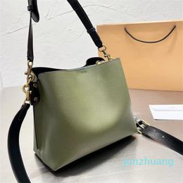 Designer -2022 bag Women's new fashion high-grade feeling original fabric fashion large capacity diagonal Bucket