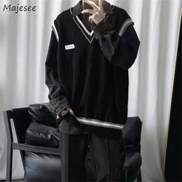 Men's Sweaters Sweater Vest Men V-neck Patchwork Leisure Loose All-match Streetwear Sleeveless Sweaters Mens Chic Korean Style Teens Couples BF 220830