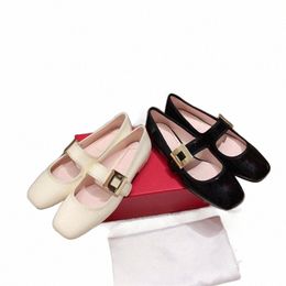 Dress Shoes designer Luxury Fashion Womens Ballet Shoes High Heels Round Toe Sandals Flat Leather Boots