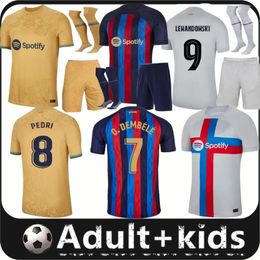 22 23 Lewandowski Pedri Soccer Trikot Adama Gavi Camiseta de Futbol R. Araujo 2022 2023 Barcelona FC Ansu Fati Memphis Dest Fu￟ball -Hemd M￤nner Kids Kits Socken Ausr￼stungen