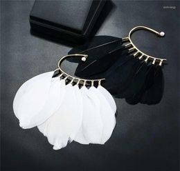 Backs Earrings Unique White Black Feather Ear Cuff Clip For Women Earless Hang Without Piercing Crawlers Fashion Jewelry