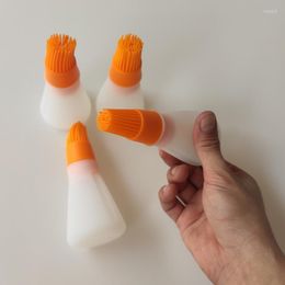 Baking Tools 1PC Portable Silicone Oil Bottle With Brush Grill Brushes Liquid Pastry Kitchen BBQ Tool XB 01