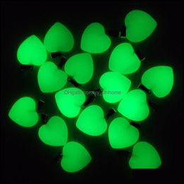 Charms Fashion Charms Love Heart Green Luminous Glow Light Stone Pendants For Necklace Jewellery Making Drop Delivery 2021 Findings Comp Dhjrs