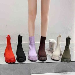 Casual Shoes Autumn 2022 new Korean large casual fabric tube middle heel women's fashion socks and boots