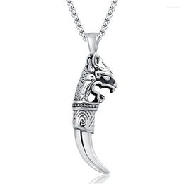 Chains Punk Style Titanium Steel Pendant Men's Exquisitely Carved Wolf Tooth Necklace Retro Domineering Non-Fading Accessories